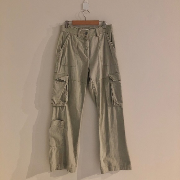 H&M Pants - BNWOT H&M KHAKI CARGO PANTS